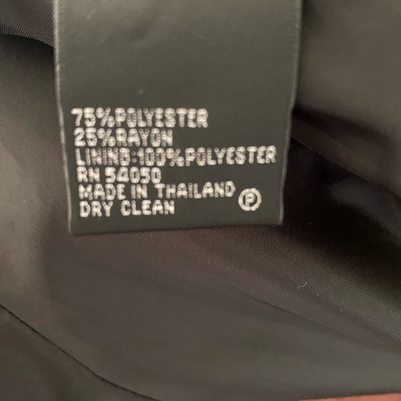 Kasper!!! Vintage 3pc Red and Black Pantsuit. SZ 14 Petite - Picture 13 of 14